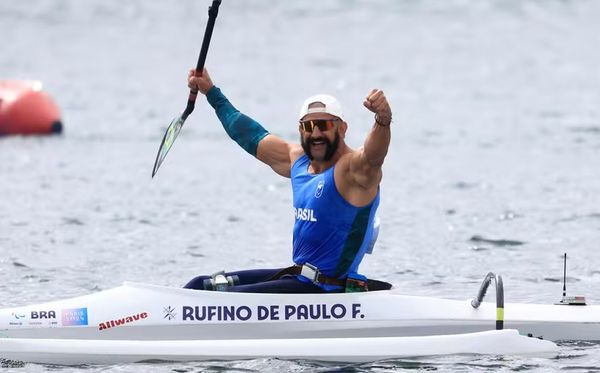 Fernando Rufino, ouro na canoagem nos Jogos Paralímpicos de Paris