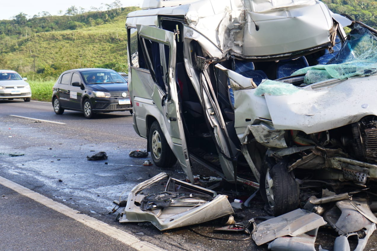 Tragedy Strikes: Sisters Among Three Women Claimed in Devastating BR-324 Accident