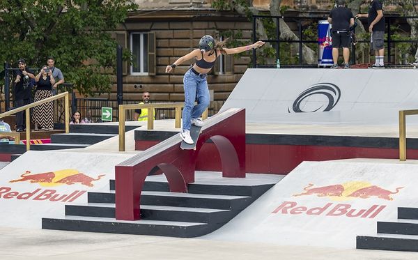 Rayssa Leal no Mundial de skate street de Roma