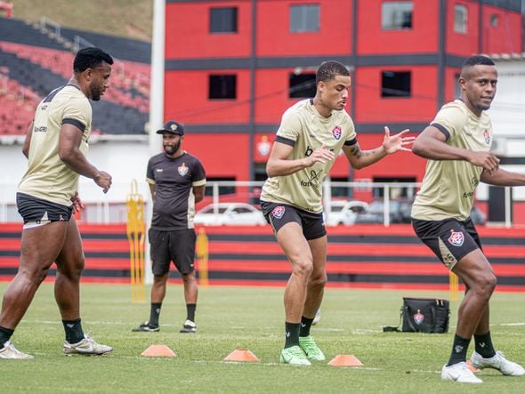 Imagem - Vitória faz último treino antes de viagem à Goiânia; Willean Lepo é cortado por lesão