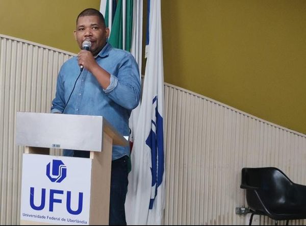 Glênio Freitas, prof de Medicina da UFU 