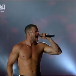 Imagem - Rock in Rio: Vocalista do Imagine Dragons faz show sem camisa e viraliza nas redes