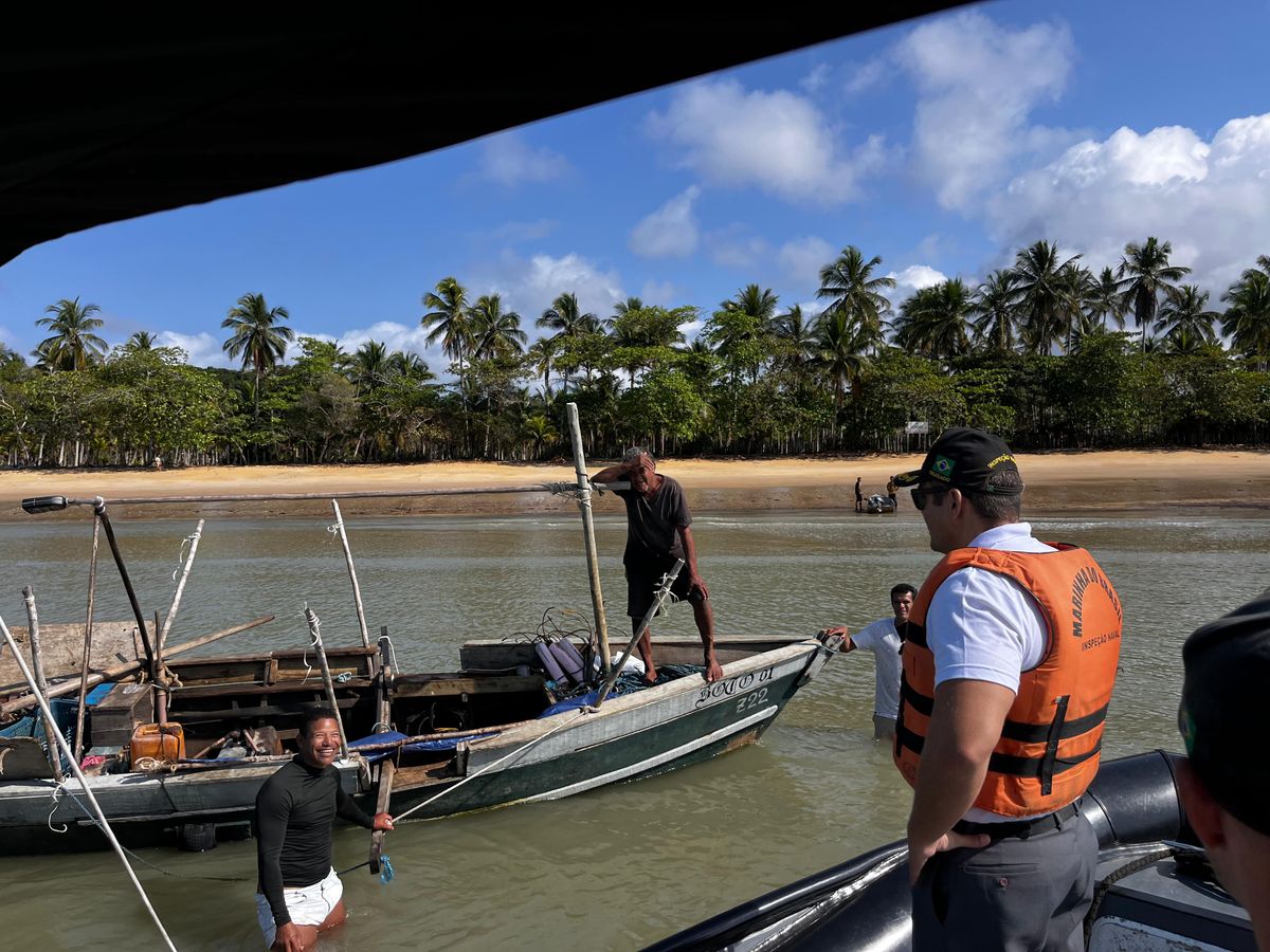 Resgate do pescador à deriva