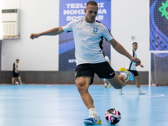 Imagem - Ferrão se recupera e comemora volta à quadra na Copa do Mundo de futsal: 'Entrar no clima'