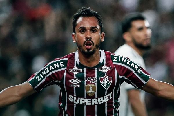 Lima fez o gol do Fluminense sobre o Atlético-MG nas quartas de final da Libertadores