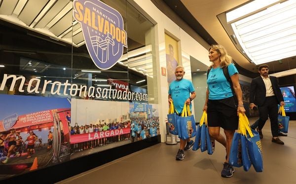 Entrega dos kits da Maratona Salvador começou nesta quinta-feira (19)