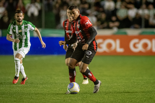 Vitória e Juventude pelo primeiro turno do Brasileirão