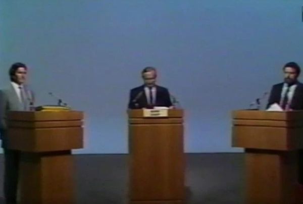 Debate no SBT, entre presidenciáveis, em 1989