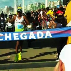 Imagem - Pernambucano leva prova principal da Maratona Salvador; Marily dos Santos vence no feminino