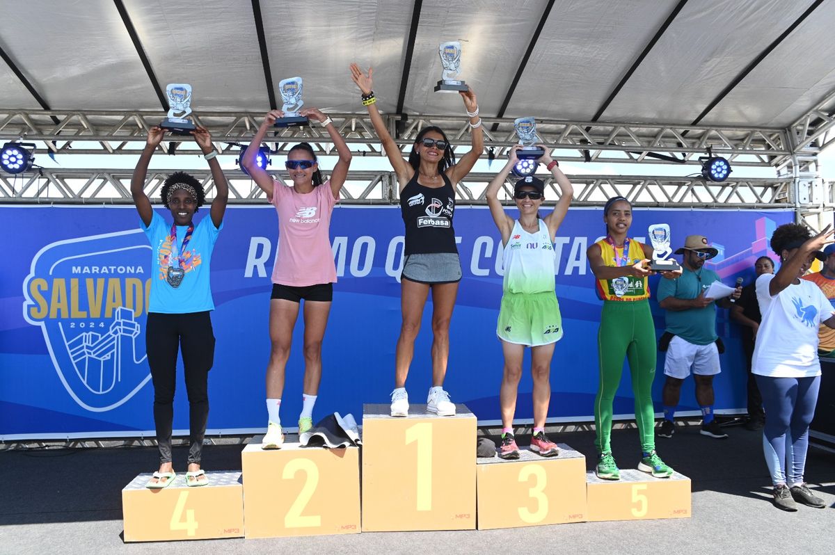 Cinco melhores colocadas na categoria 42 km elite feminino