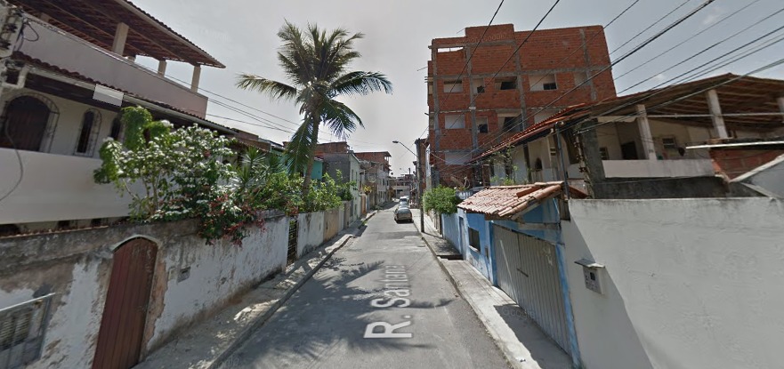 Rua Santana, Itapuã por Google Street View