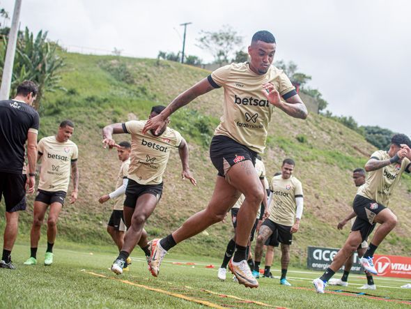 Imagem - Vitória se reapresenta nesta terça com ausências de Matheuzinho e Mosquito