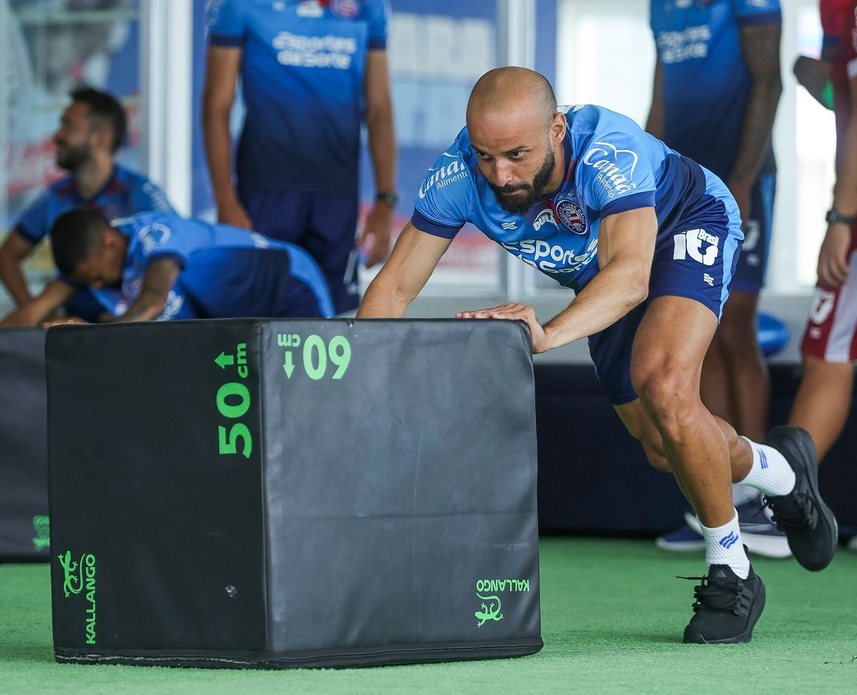 Thaciano em treino físico