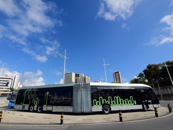 Imagem - Ônibus com capacidade para mais de 150 passageiros é testado em Salvador