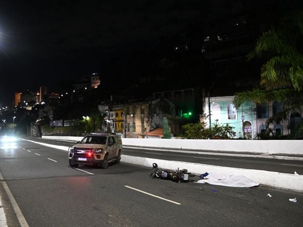 Imagem - Homens mortos na Av. Contorno foram perseguidos pelos autores do crime