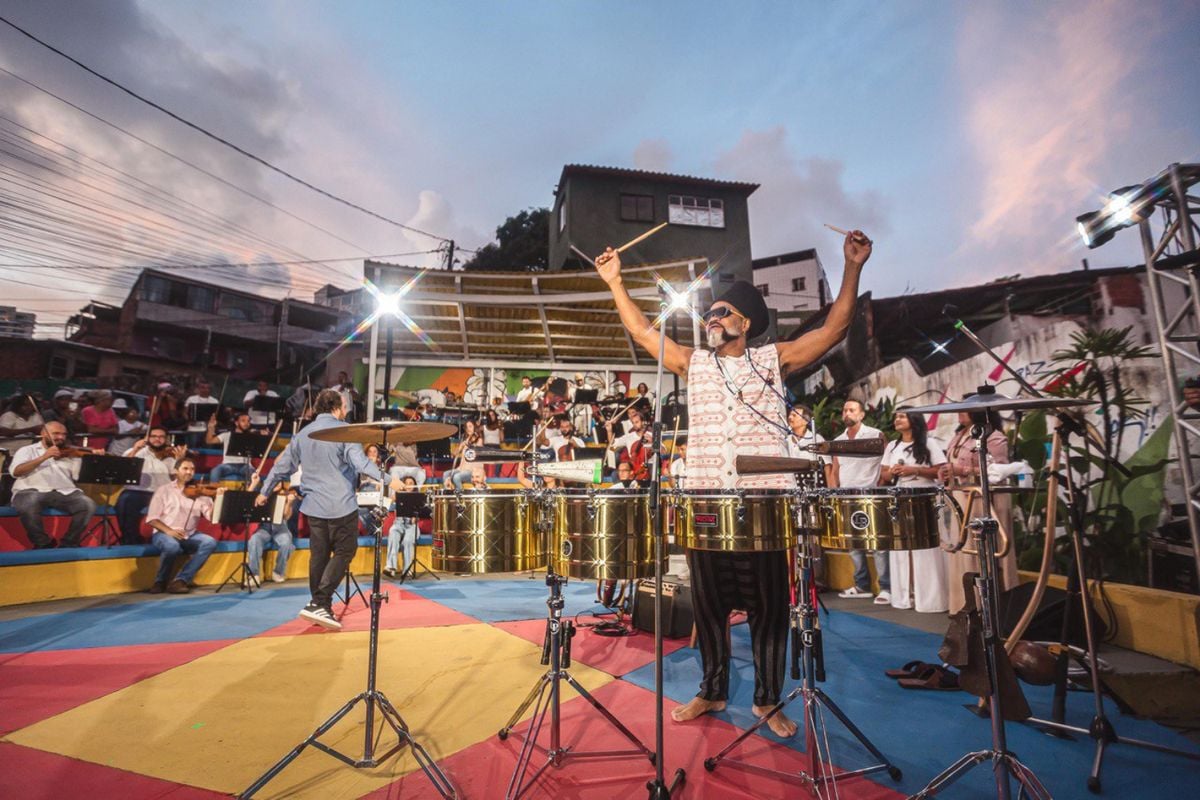 Carlinhos Brown e Orquestra Ouro Preto