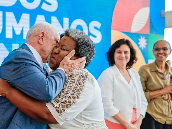 Imagem - Macaé Evaristo toma posse como ministra dos Direitos Humanos