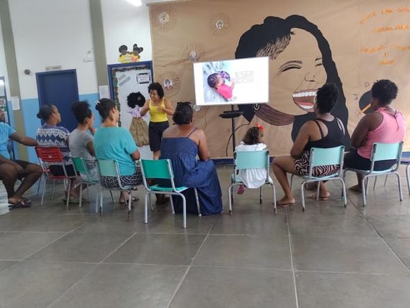 Imagem - Professora ganha prêmio ao promover educação antirracista para bebês