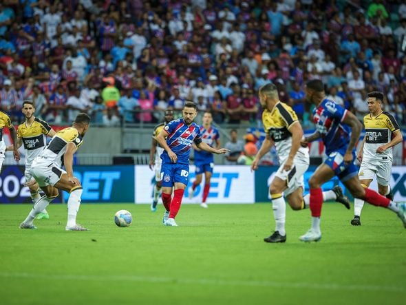 Imagem - Everton Ribeiro celebra triunfo sobre o Criciúma e lamenta ausência contra o Flamengo: 'Quem entrar vai dar conta'