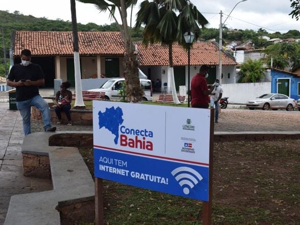 Imagem - Edital prevê até 1500 pontos de internet gratuita em locais públicos na Bahia