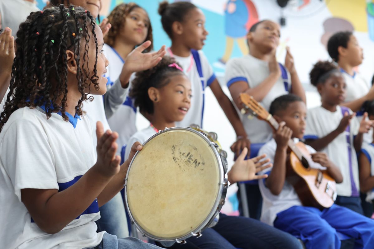 Projeto tem como objetivo a integração da música com a pedagogia