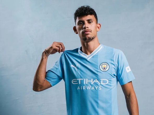 Imagem - Jogador brasileiro do Manchester City é preso após roubar celular em casa noturna