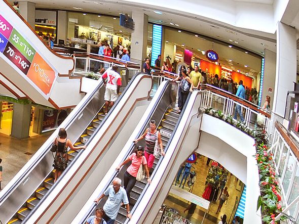 Imagem - Shopping em Salvador recebe currículos para treinamento em técnicas de vendas