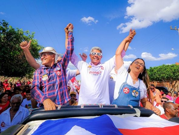 Imagem - Jerônimo escolhe lado em campanhas do interior e provoca divisão em seu grupo político