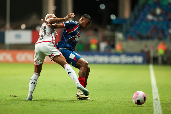 Em jogo apagado do tricolor, Bahia é superado pelo Flamengo na Fonte Nova