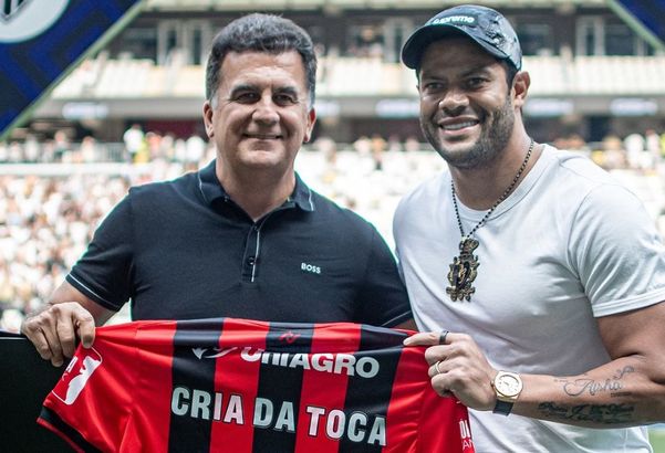 Homenagem do Vitória a Hulk