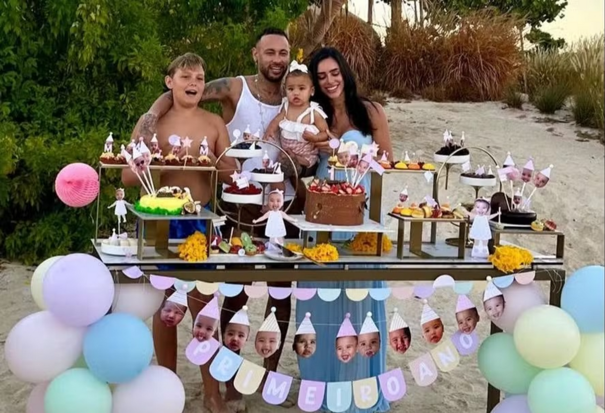 Neymar e Bruna Biancardi comemoram aniversário de Mavie