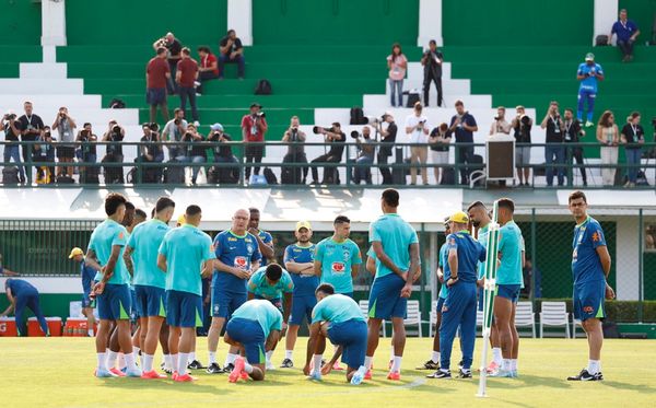 Dorival Júnior comandou treino no CT do Palmeiras