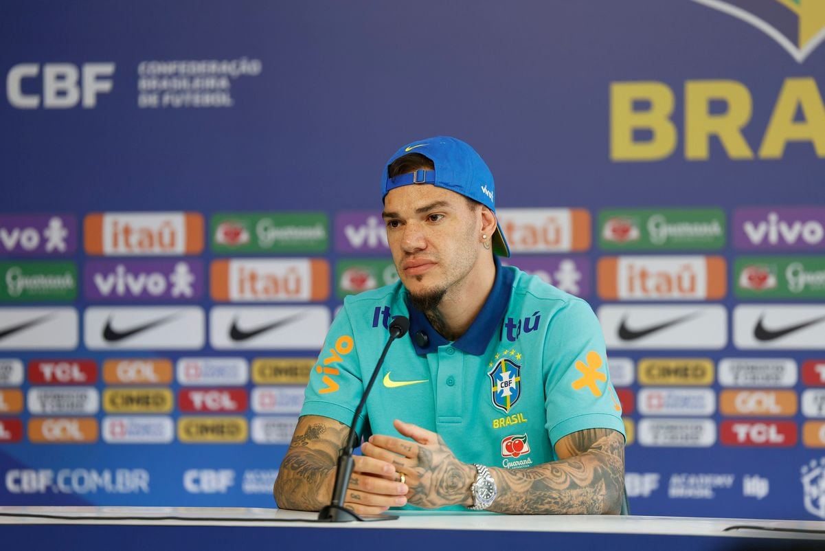 Ederson será o goleiro do Brasil na partida contra o Chile