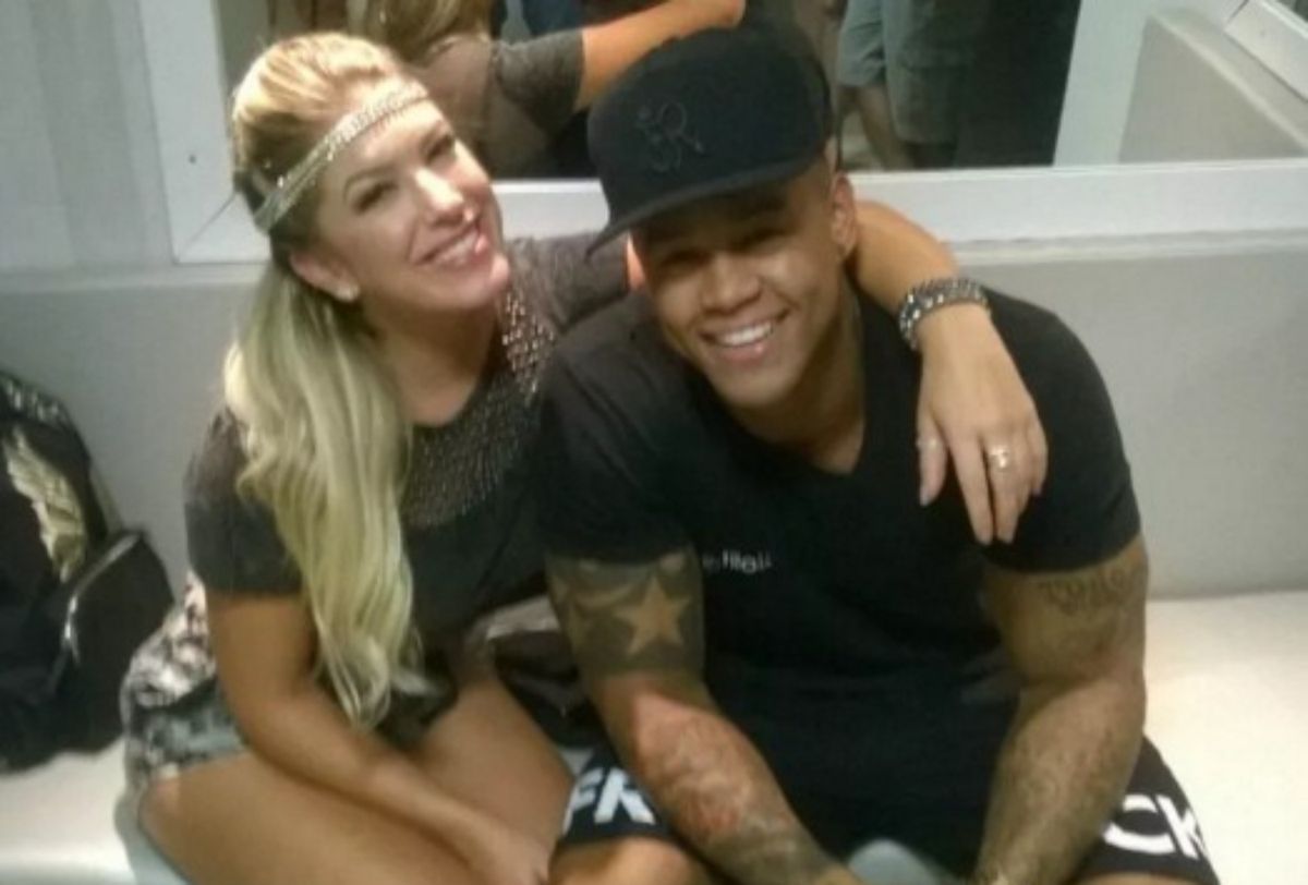 Lore Improta e Leo Santana