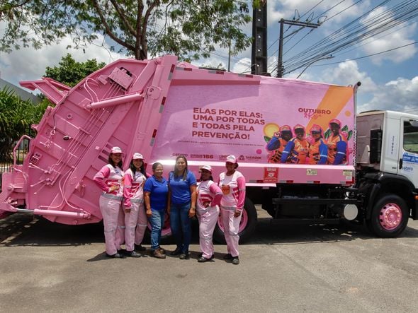 Imagem - Limpurb pinta caminhões em alusão ao Outubro Rosa