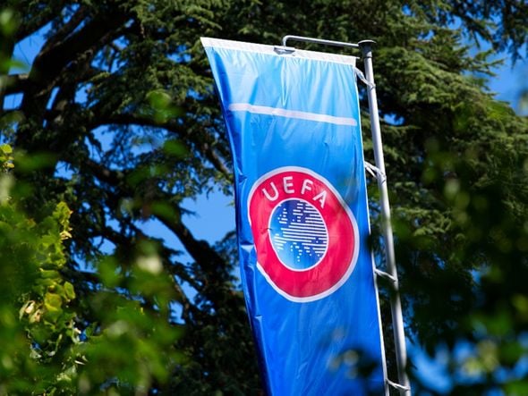 Imagem - Uefa pune Atlético de Madrid e Lazio por cânticos racistas dos seus torcedores