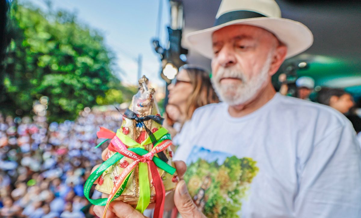 Lula participa do Círio de Nazaré, em Belém