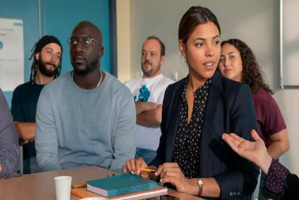 ‘Efeito pigmaleão’ mostra como as dificuldades do dia a dia também podem afetar a vida dos professores por Imagem: Reprodução digital | Netflix