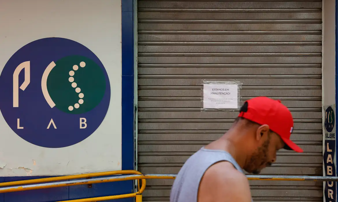 A sede do PCS Lab Saleme, laboratório de análises clínicas interditado pela Anvisa para investigação da infecção de pacientes transplantados pelo vírus HIV, a partir de exames falso-negativos de doadores por Fernando Frazão/Agência Brasil