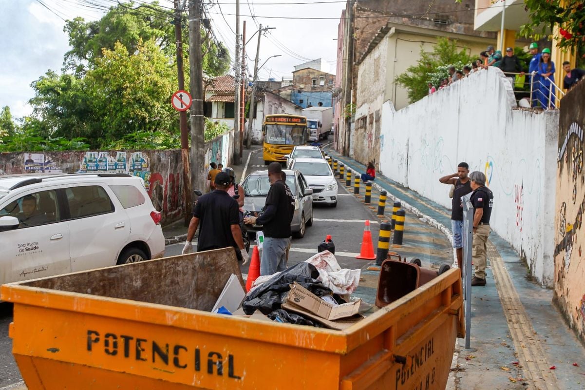 Corpo foi encontrado em lata de lixo no Barbalho