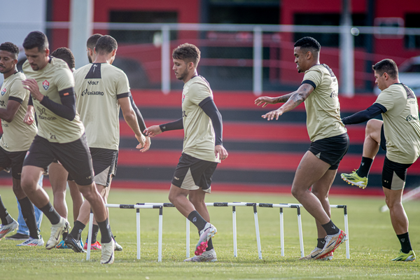 O Vitória deu prosseguimento à preparação para o jogo contra o Red Bull Bragantino