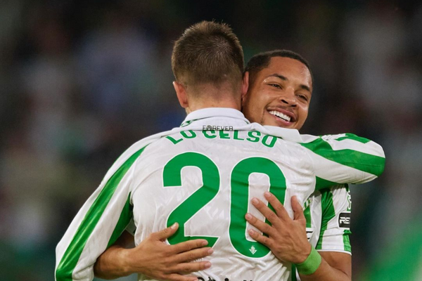 Vitor Roque disputou sete jogos pelo Bétis e marcou um gol logo na estreia por Divulgação/Real Betis