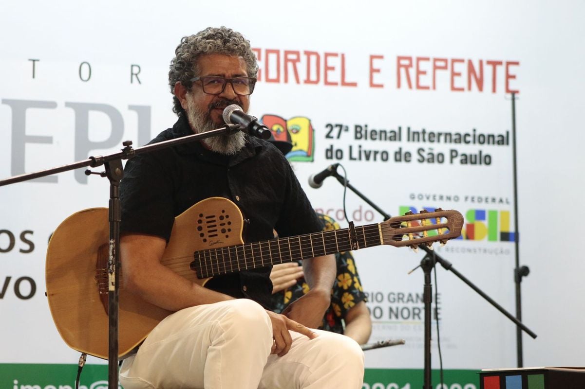 O músico e escritor Maviael Melo