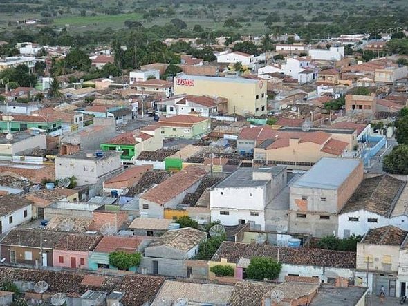 Imagem - Adolescente entra armado em escola e mata três estudantes no interior da Bahia