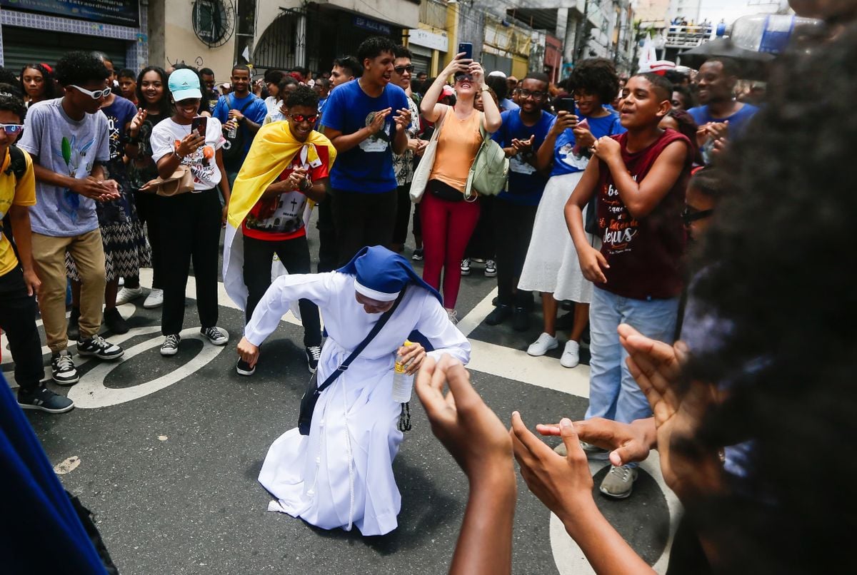 Pagode da banda Alto Louvor não deixou ninguém parado