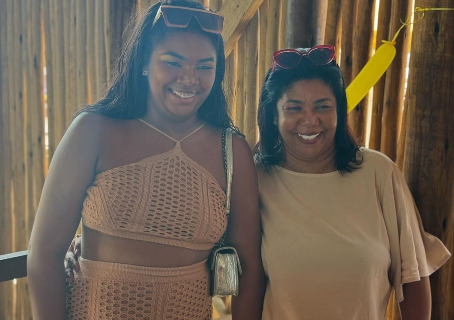 Raquel Brito e Elisangela Brito por Redes sociais