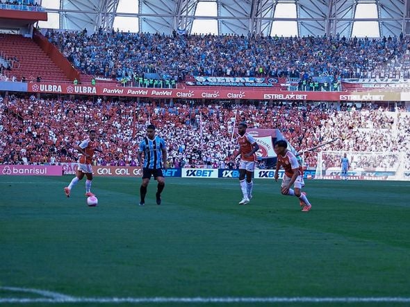 Imagem - Grêmio pede investigação após suspeita de racismo no Gre-Nal; B O. é registrado contra goleiro