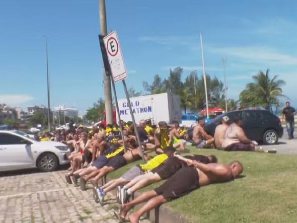 Imagem - Peñarol se pronuncia sobre os torcedores presos e critica organização de jogo contra o Botafogo