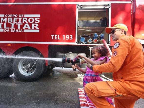 Imagem - Bombeiros recebem 200 crianças de Salvador e RMS para comemorar o Dia das Crianças