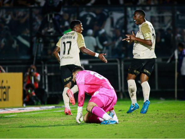 Imagem - Bahia leva baile no 1° tempo e perde confronto direto contra o Vasco em São Januário